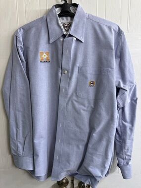 Cinch Men's Light Blue Button-Down Dress Shirt with Embroidered Crest